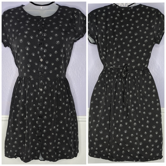 Junkfood Clothing skater dress medium - Picture 3 of 4